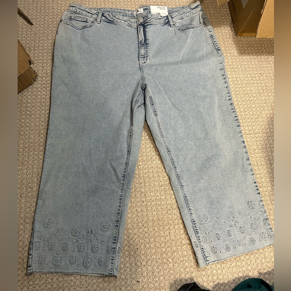 DC Capri Jeans